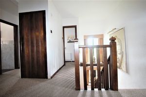 Photo 16- click for photo gallery